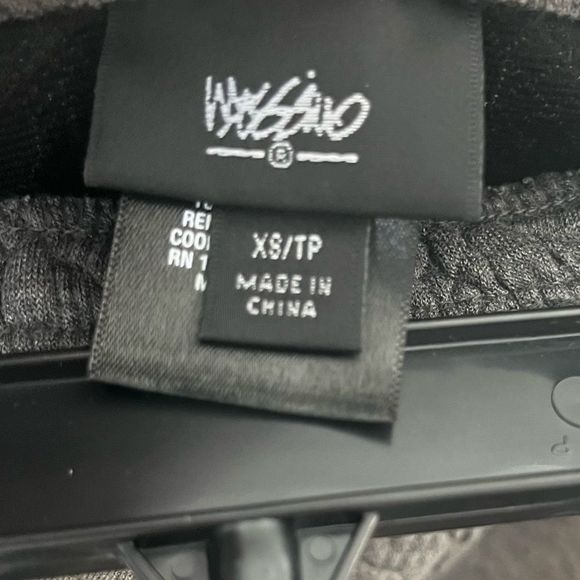 Gray Crochet Fitted Skirt - Picture 7 of 7